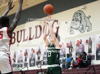 Thumbnail 3 in Reagan vs. Fort Bend Travis (Doghouse Invitational) photogallery.