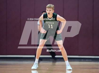 Thumbnail 3 in Reagan vs. Fort Bend Travis (Doghouse Invitational) photogallery.
