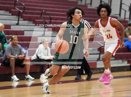 Thumbnail 1 in Reagan vs. Fort Bend Travis (Doghouse Invitational) photogallery.