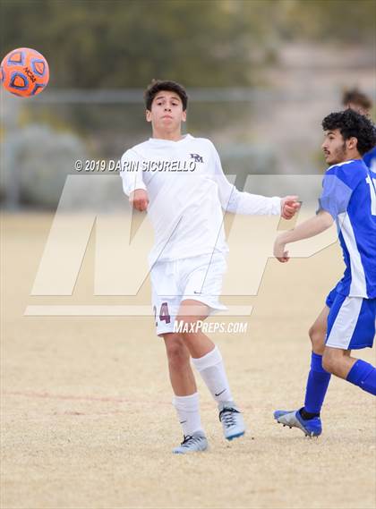Thumbnail 2 in Desert Mountain vs. Safford (Chandler Prep Invitational) photogallery.
