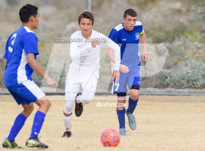Thumbnail 3 in Desert Mountain vs. Safford (Chandler Prep Invitational) photogallery.