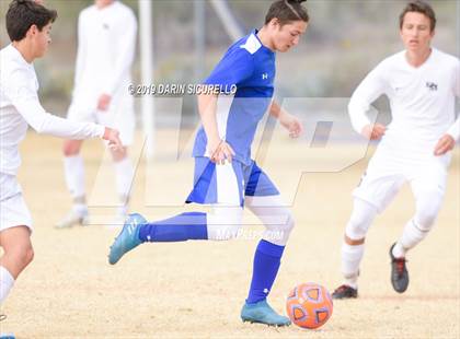 Thumbnail 1 in Desert Mountain vs. Safford (Chandler Prep Invitational) photogallery.