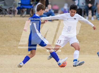 Thumbnail 2 in Desert Mountain vs. Safford (Chandler Prep Invitational) photogallery.