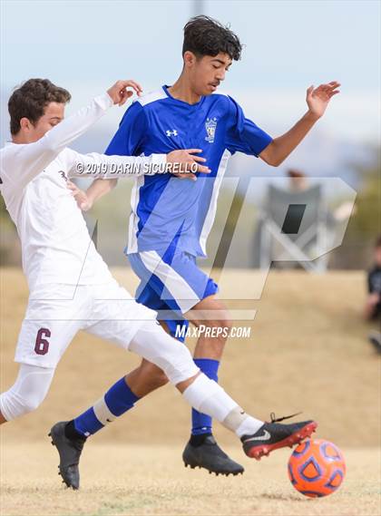 Thumbnail 2 in Desert Mountain vs. Safford (Chandler Prep Invitational) photogallery.