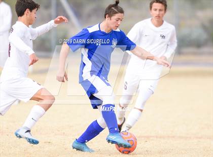 Thumbnail 2 in Desert Mountain vs. Safford (Chandler Prep Invitational) photogallery.