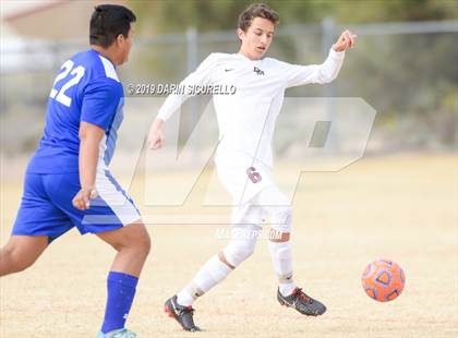 Thumbnail 1 in Desert Mountain vs. Safford (Chandler Prep Invitational) photogallery.