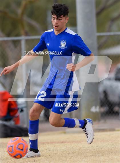Thumbnail 2 in Desert Mountain vs. Safford (Chandler Prep Invitational) photogallery.