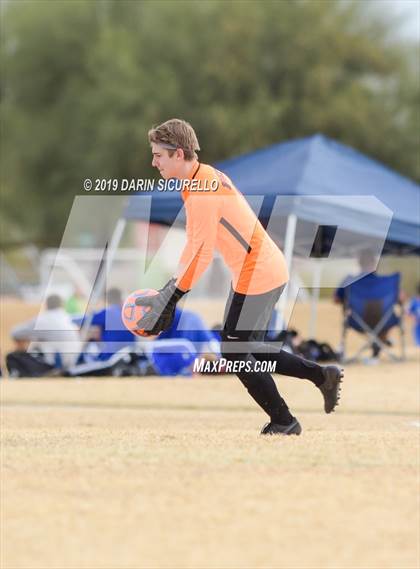 Thumbnail 3 in Desert Mountain vs. Safford (Chandler Prep Invitational) photogallery.