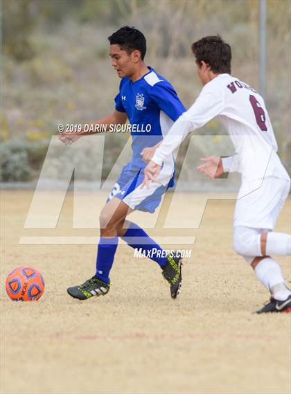 Thumbnail 1 in Desert Mountain vs. Safford (Chandler Prep Invitational) photogallery.