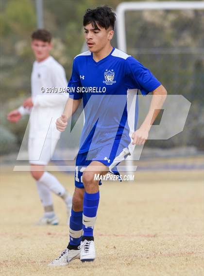 Thumbnail 2 in Desert Mountain vs. Safford (Chandler Prep Invitational) photogallery.