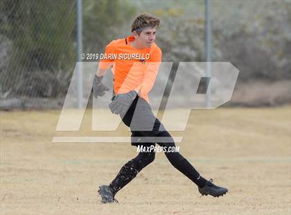 Thumbnail 3 in Desert Mountain vs. Safford (Chandler Prep Invitational) photogallery.