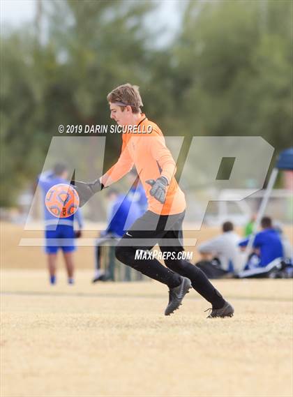 Thumbnail 1 in Desert Mountain vs. Safford (Chandler Prep Invitational) photogallery.