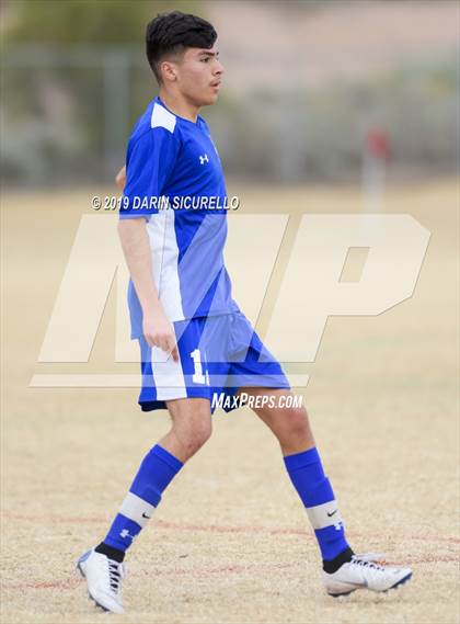 Thumbnail 1 in Desert Mountain vs. Safford (Chandler Prep Invitational) photogallery.