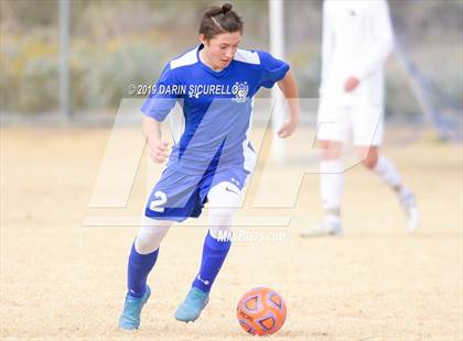Thumbnail 2 in Desert Mountain vs. Safford (Chandler Prep Invitational) photogallery.