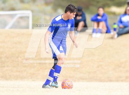 Thumbnail 1 in Desert Mountain vs. Safford (Chandler Prep Invitational) photogallery.