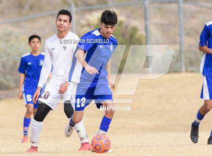 Thumbnail 1 in Desert Mountain vs. Safford (Chandler Prep Invitational) photogallery.