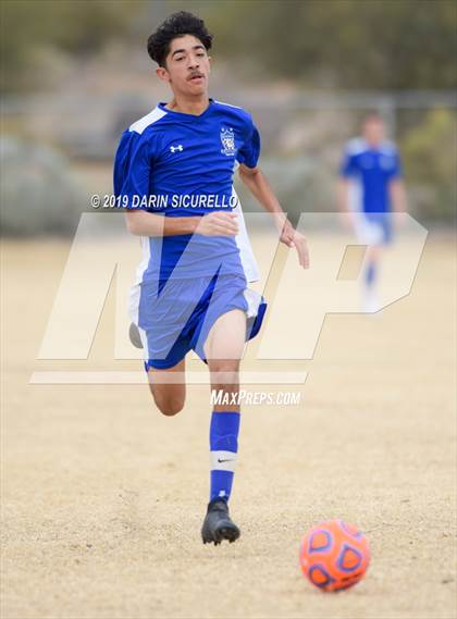 Thumbnail 1 in Desert Mountain vs. Safford (Chandler Prep Invitational) photogallery.
