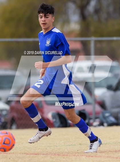 Thumbnail 3 in Desert Mountain vs. Safford (Chandler Prep Invitational) photogallery.