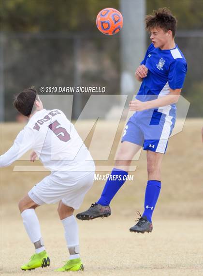 Thumbnail 3 in Desert Mountain vs. Safford (Chandler Prep Invitational) photogallery.