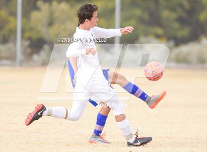 Thumbnail 1 in Desert Mountain vs. Safford (Chandler Prep Invitational) photogallery.