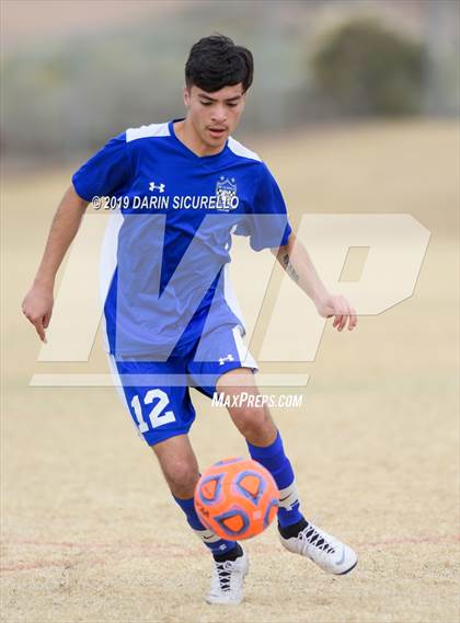 Thumbnail 3 in Desert Mountain vs. Safford (Chandler Prep Invitational) photogallery.