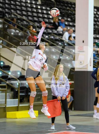 Thumbnail 1 in Cardinal Mooney vs. Marist (Circus City Invitational) photogallery.