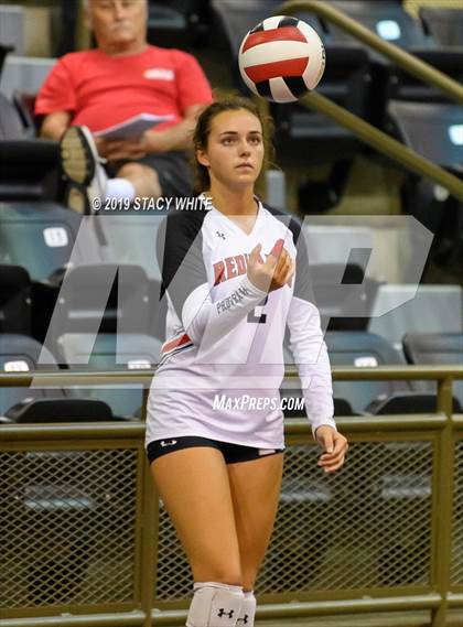 Thumbnail 3 in Cardinal Mooney vs. Marist (Circus City Invitational) photogallery.