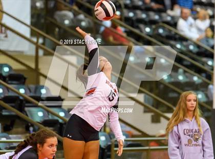 Thumbnail 1 in Cardinal Mooney vs. Marist (Circus City Invitational) photogallery.