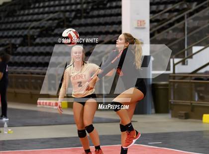 Thumbnail 1 in Cardinal Mooney vs. Marist (Circus City Invitational) photogallery.