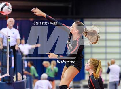 Thumbnail 1 in Cardinal Mooney vs. Marist (Circus City Invitational) photogallery.
