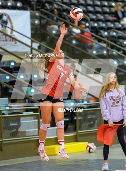 Thumbnail 1 in Cardinal Mooney vs. Marist (Circus City Invitational) photogallery.