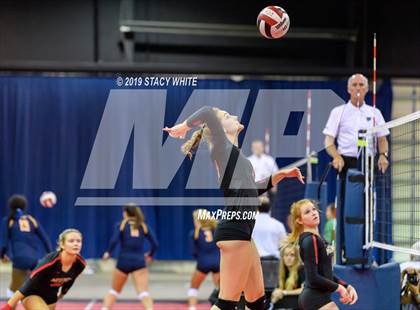 Thumbnail 2 in Cardinal Mooney vs. Marist (Circus City Invitational) photogallery.