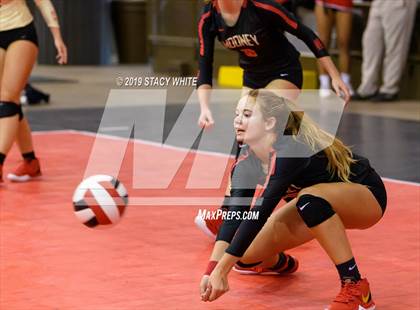 Thumbnail 3 in Cardinal Mooney vs. Marist (Circus City Invitational) photogallery.