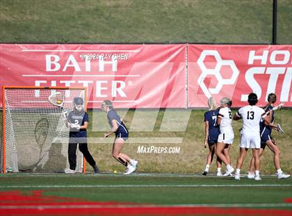 Thumbnail 3 in Mead vs. Evergreen (CHSAA 4A Championship) photogallery.