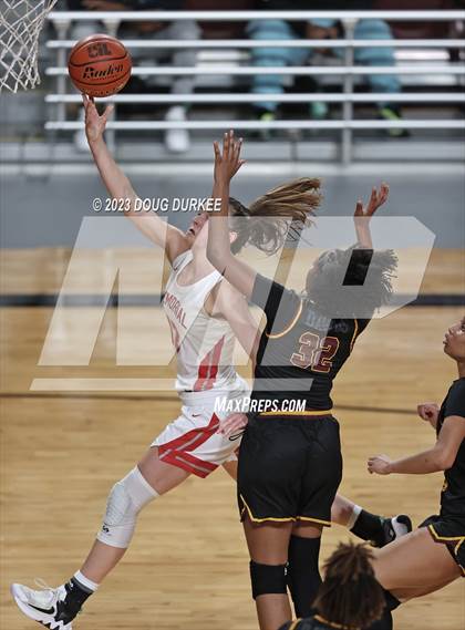 Thumbnail 1 in Memorial vs. Summer Creek  Girls 6A Region 3 Semi Finals photogallery.