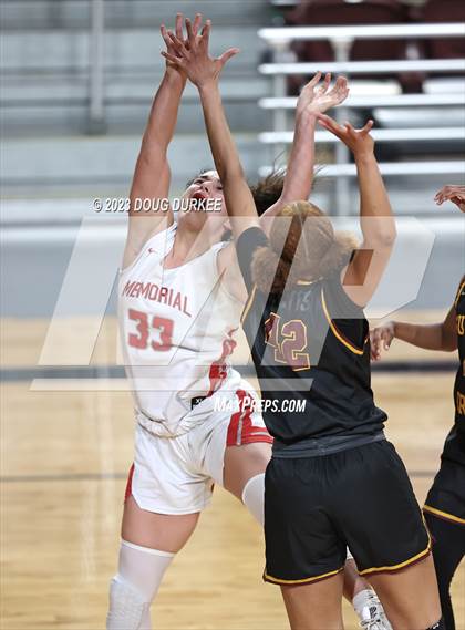 Thumbnail 1 in Memorial vs. Summer Creek  Girls 6A Region 3 Semi Finals photogallery.