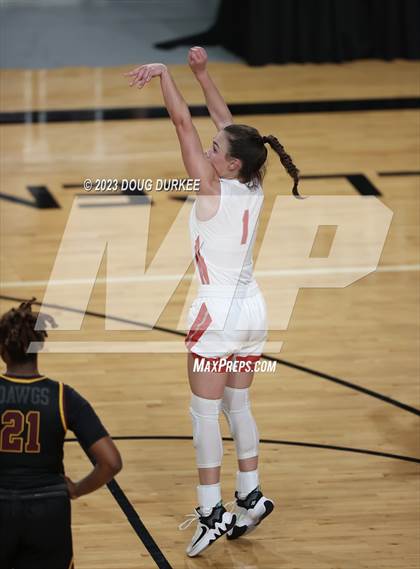 Thumbnail 3 in Memorial vs. Summer Creek  Girls 6A Region 3 Semi Finals photogallery.
