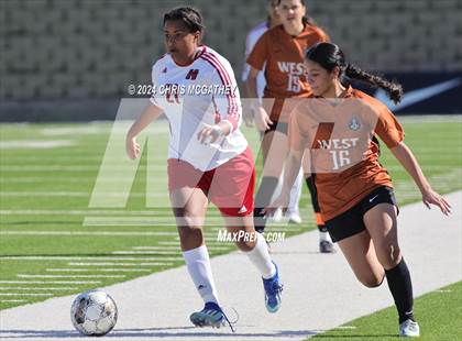 Thumbnail 1 in Hillcrest @ West Mesquite (UIL Soccer 5A Region 1 & 2 Bi-District) photogallery.