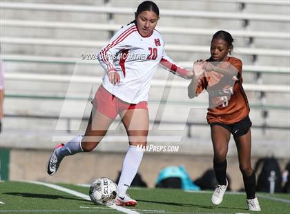 Thumbnail 2 in Hillcrest @ West Mesquite (UIL Soccer 5A Region 1 & 2 Bi-District) photogallery.