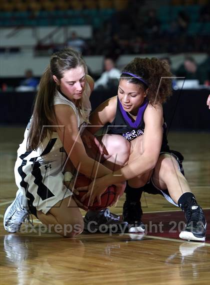 Thumbnail 2 in Pueblo South vs. Mesa Ridge (CHSAA 4A Great 8) photogallery.