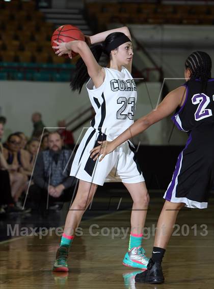 Thumbnail 2 in Pueblo South vs. Mesa Ridge (CHSAA 4A Great 8) photogallery.
