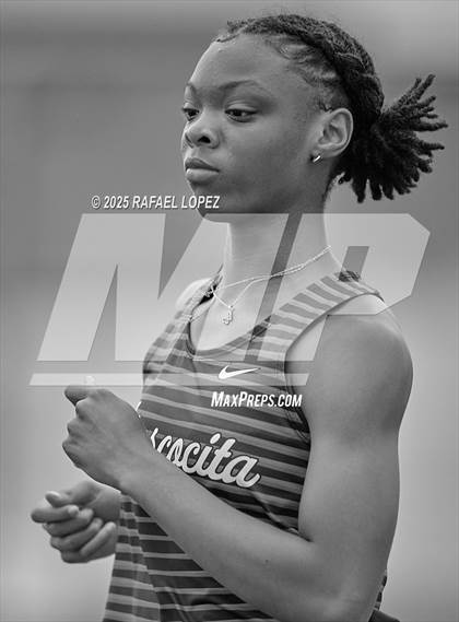 Thumbnail 3 in UIL 6A Track & Field District Finals (200M) photogallery.