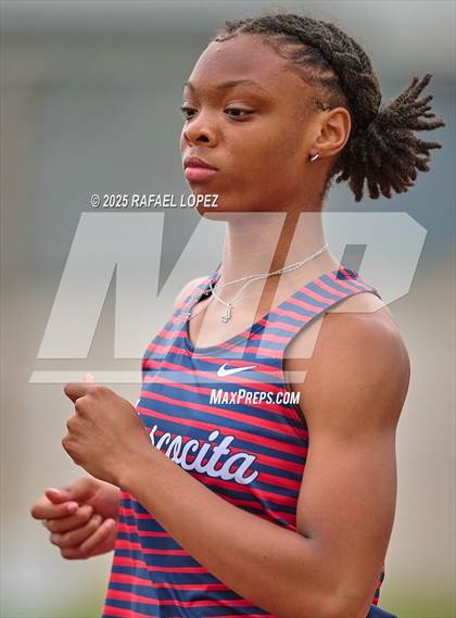 Thumbnail 1 in UIL 6A Track & Field District Finals (200M) photogallery.