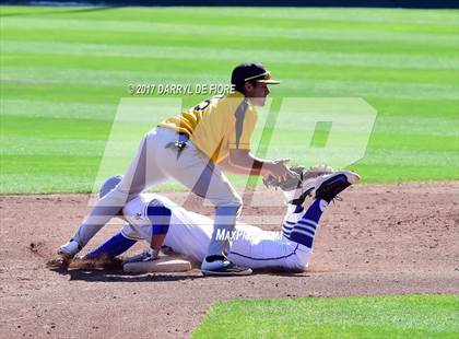 Thumbnail 1 in Los Altos vs. Wilcox (CIF CCS Semifinal) photogallery.
