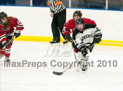 Thumbnail 2 in Stillwater vs Roseville (Section 4AA Semifinal) photogallery.