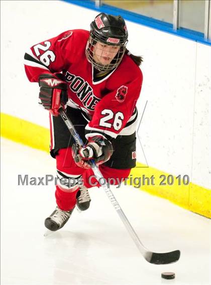Thumbnail 3 in Stillwater vs Roseville (Section 4AA Semifinal) photogallery.