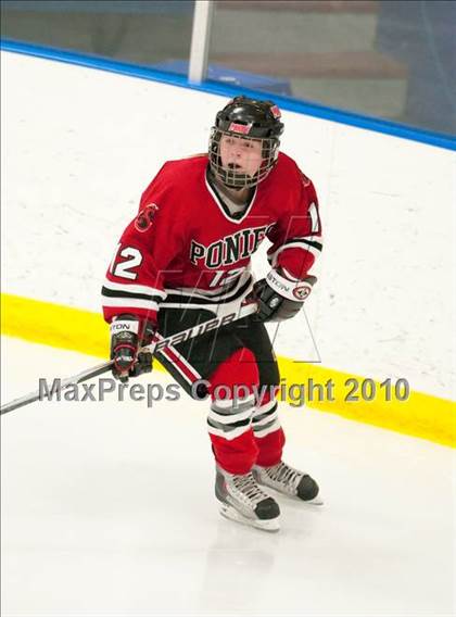 Thumbnail 3 in Stillwater vs Roseville (Section 4AA Semifinal) photogallery.