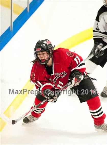 Thumbnail 3 in Stillwater vs Roseville (Section 4AA Semifinal) photogallery.