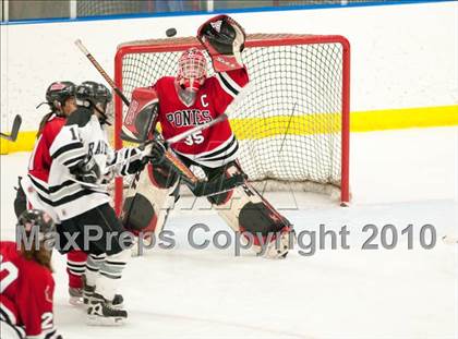 Thumbnail 1 in Stillwater vs Roseville (Section 4AA Semifinal) photogallery.