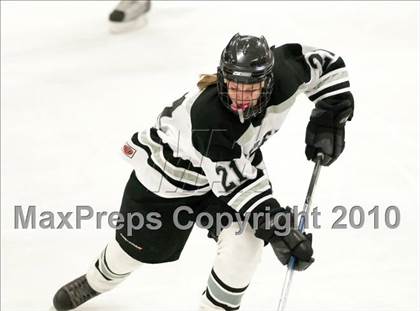 Thumbnail 1 in Stillwater vs Roseville (Section 4AA Semifinal) photogallery.